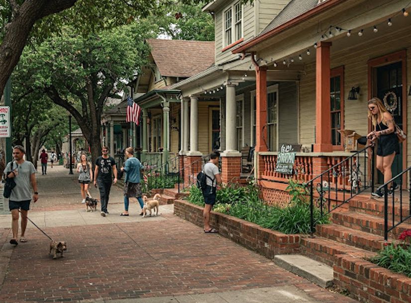  Travis Heights