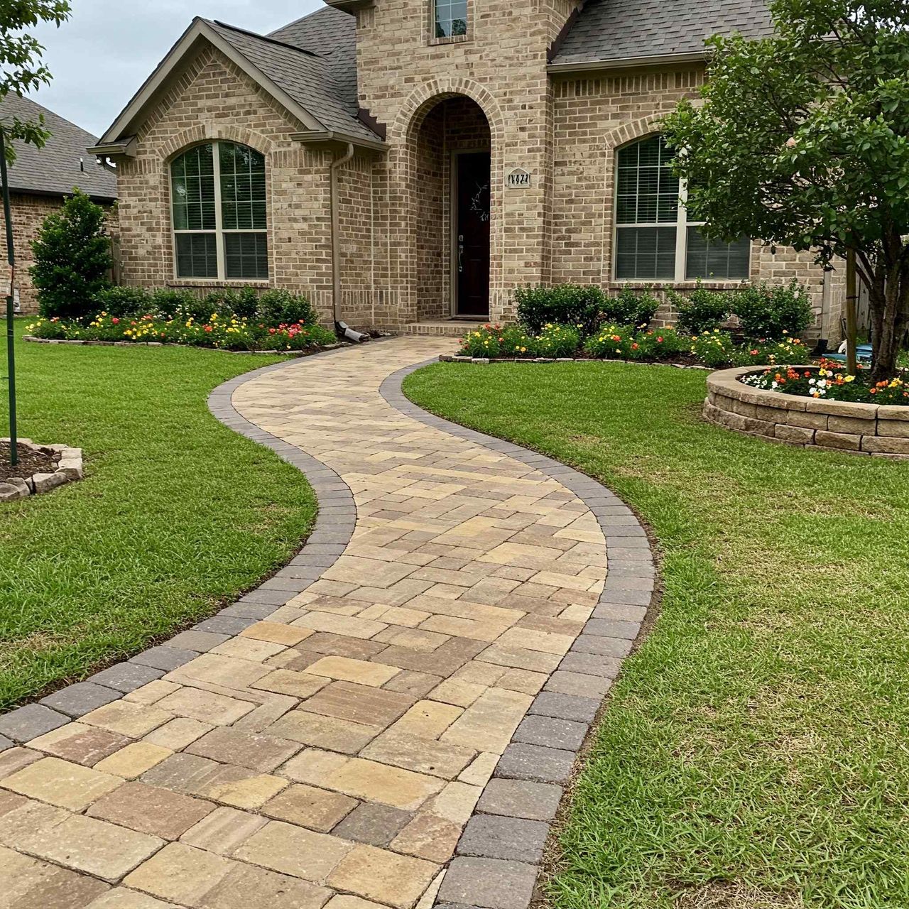 Decorative edging and borders along Austin walkway